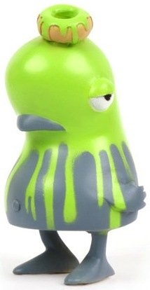 Sluggy P - Green figure by Nevercrew. Front view.