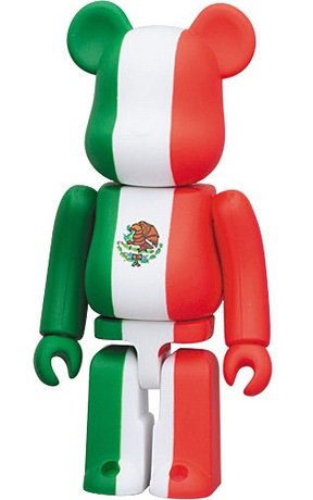 Mexico - Flag Be@rbrick Series 21 figure, produced by Medicom Toy. Front view.