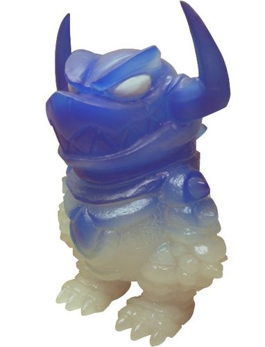 Mini Destdon (ミニデストドン) - Ice Blue figure by Touma, produced by Monstock. Front view.
