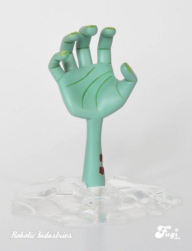 The Rising (Green) figure by Robotics Industries (Jim Freckingham) . Front view.