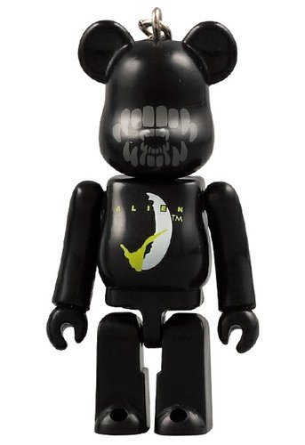 Alien 70% Be@rbrick figure, produced by Medicom Toy. Front view.