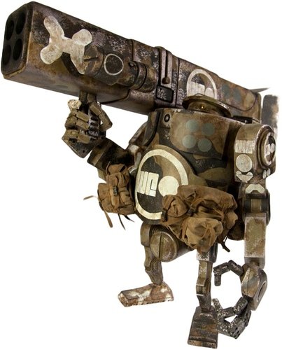 Heavy Bramble Mk 2.5 Cydonia Western Defence figure by Ashley Wood, produced by Threea. Front view.