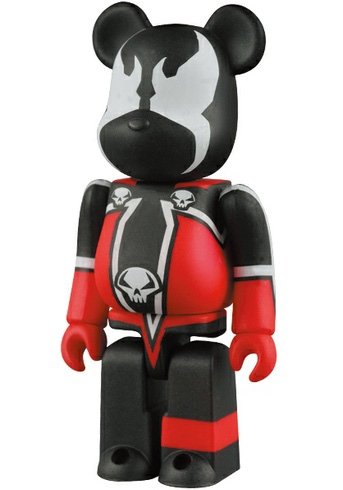 Spawn Be@rbrick 100% figure by Todd Mcfarlane, produced by Medicom Toy. Front view.