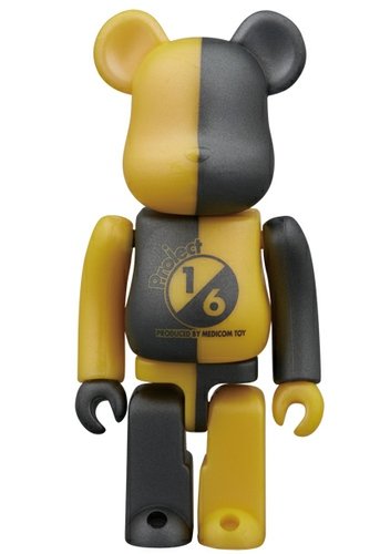 Thank You Be@rbrick 100% Project 1/6 figure, produced by Medicom Toy. Front view.
