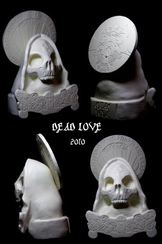 Dead Love figure by Solya And Asha. Front view.