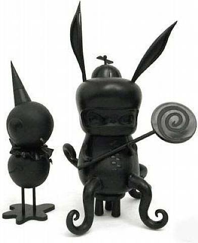Benny & Red Bird - Black on Black figure by Kathie Olivas, produced by Mindstyle. Front view.
