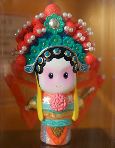 Chinese Peking Opera Series - Mulan 5 figure figure, produced by Earth Nest. Front view.