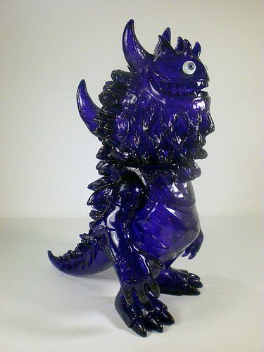 Rangeas - Clear Purple Lamé   figure by T9G, produced by In The Yellow. Front view.