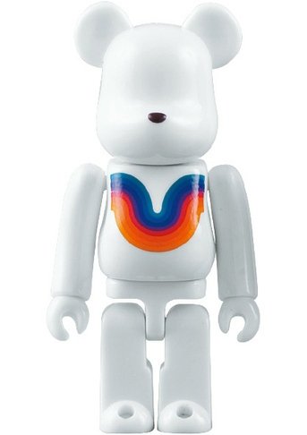 Verner Panton Curve Be@rbrick 100% figure by Verner Panton, produced by Medicom Toy. Front view.