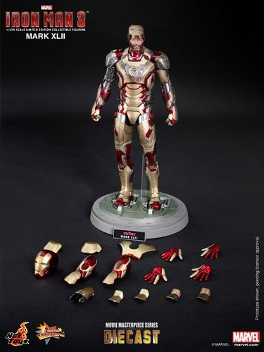 Iron Man Mark XLII figure, produced by Hot Toys. Front view.