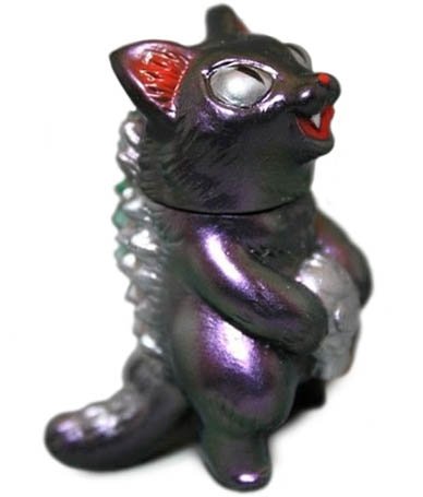 Micro Negora - Metallic Purple figure by Konatsu X Max Toy Co., produced by Max Toy Co.. Front view.