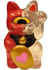 Mini Fortune Cat - Red/Clear Split figure by Mori Katsura, produced by Realxhead. Front view.