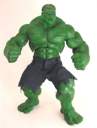 Poseable Rotocasted Hulk figure, produced by Toy Biz. Front view.