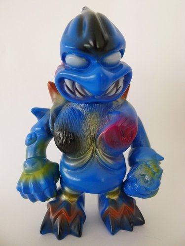 Zyurai Asu - painted Blue (Kaiju Taro exclusive) figure by Cronic, produced by Cronic. Front view.