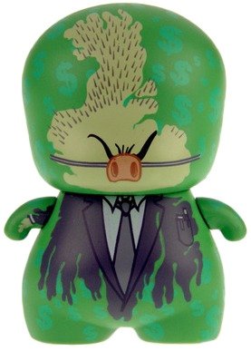 Greed figure by Alex Pardee, produced by Red Magic. Front view.
