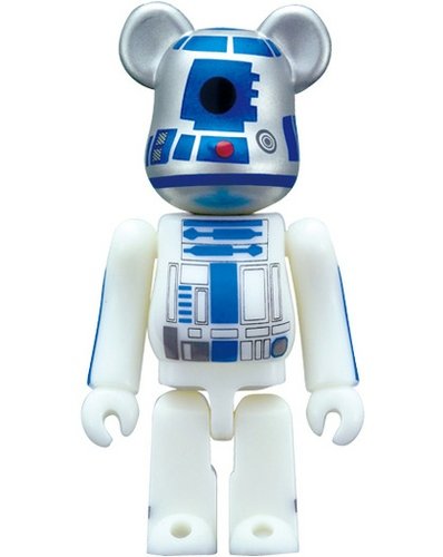R2-D2 70% Be@rbrick figure by Lucasfilm Ltd., produced by Medicom Toy. Front view.
