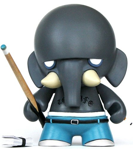 Pool Shark 2.0 figure by Stuart Witter. Front view.