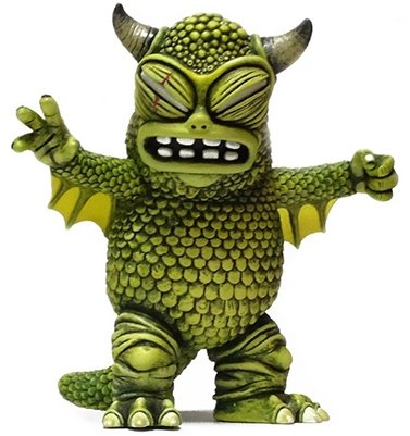 Evil Greasebat figure by Chauskoskis. Front view.