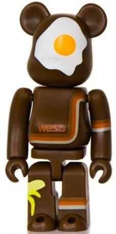 WeSC Be@rbrick 100% - Egg Beer figure by Wesc, produced by Medicom Toy. Front view.