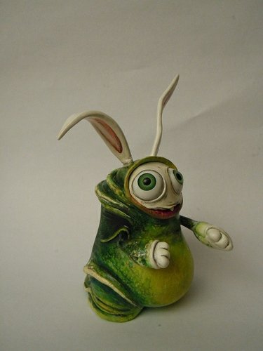 Eugene,the Caterpillar figure by 23Spk. Front view.