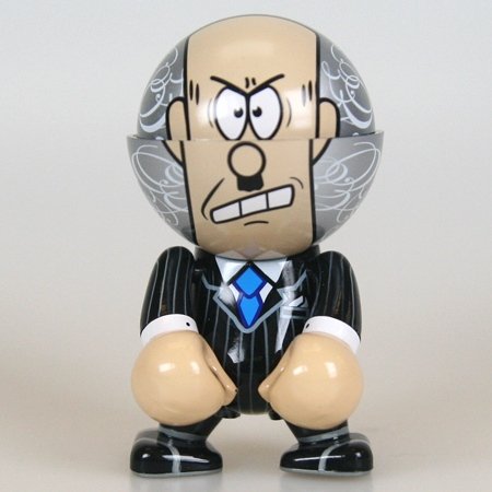 Chin figure, produced by Play Imaginative. Front view.