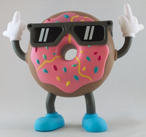 Gonuts figure by Drop Dead, produced by Drop Dead. Front view.