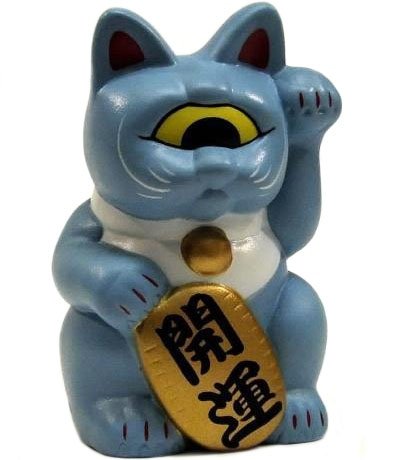Fortune Cat - Blue figure by Mori Katsura, produced by Realxhead. Front view.