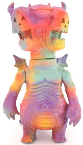 Anticristo 666 (Piedrulces Color 2) figure by Frank Mysterio. Front view.