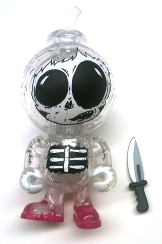 Death Penoso Clear Chase figure by Mca, produced by Jamungo. Front view.