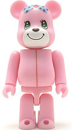 Shirley Temple Be@rbrick 100% - Pink figure by Shirley Temple, produced by Medicom Toy. Front view.