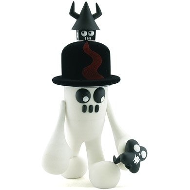 capee figure by Mad Barbarians, produced by Kidrobot. Front view.