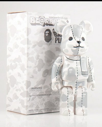 BAPEPLAY Bearbrick 400% White figure by Bape, produced by Medicom