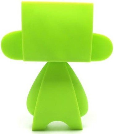 10 Mad*L - DIY Green figure by Jeremy Madl (Mad), produced by Solid. Front view.