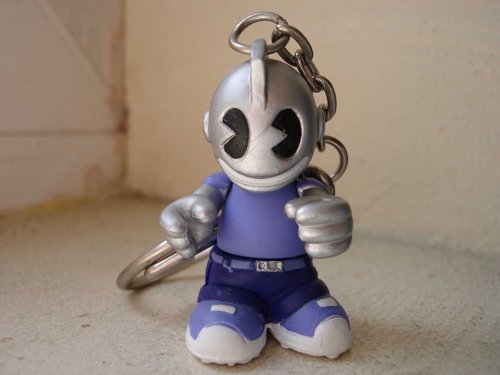 True figure, produced by Kidrobot. Front view.