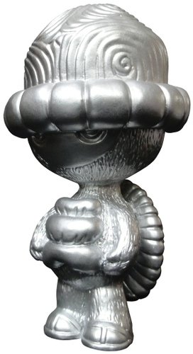 Turtum Micci - Silver  figure by Erick Scarecrow, produced by Esc-Toy. Front view.