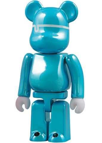 Unosawa x FrancFranc Be@rbrick 100% figure by Unosawa, produced by Medicom Toy. Front view.