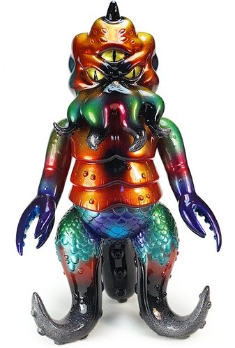 Custom Kaiju TriPus figure by Mechavirus (Todd Robertson). Front view.