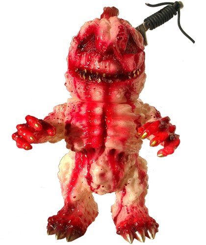 Sam Heinous - Bloody Chase figure by Lash, produced by Mutant Vinyl Hardcore. Front view.