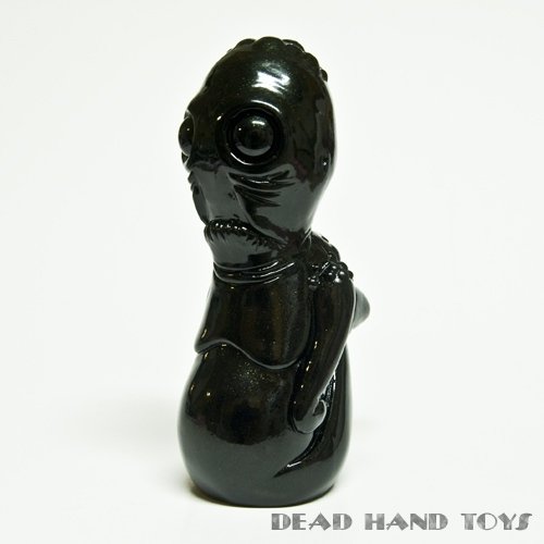 Black Pearl Teuth - NYCC 2012 figure by Brian Ahlbeck (Lysol), produced by Dead Hand Toys. Front view.