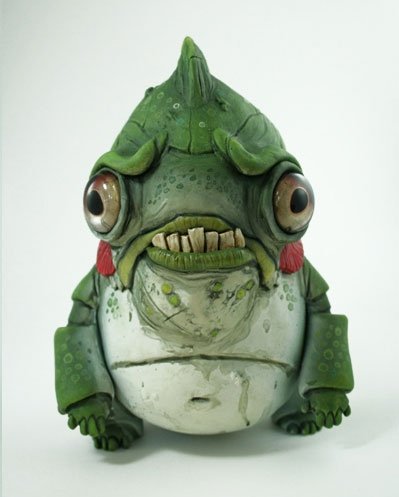 Muscatoad figure by Chris Ryniak. Front view.