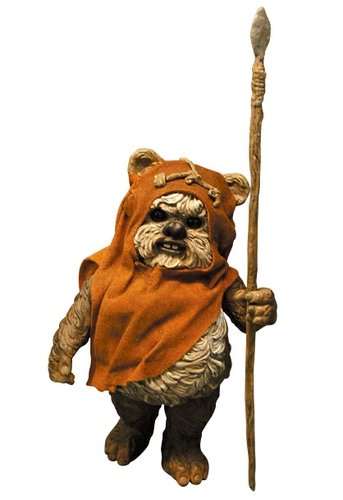 Wicket - VCD No.114 figure by Lucasfilm Ltd., produced by Medicom Toy. Front view.