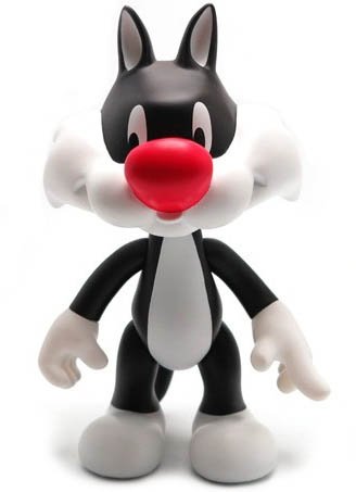 Sylvester - Regular figure by Chuck Jones, produced by Artoyz Originals. Front view.