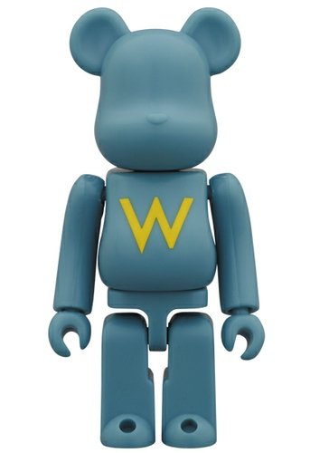 WHOS WHO gallery Be@rbrick figure, produced by Medicom Toy. Front view.