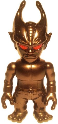Mutant Evil - Gold Mist figure by Mori Katsura, produced by Realxhead. Front view.
