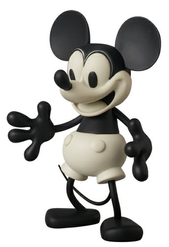 Mickey Mouse (Plane Crazy) figure by Disney, produced by Medicom Toy. Front view.