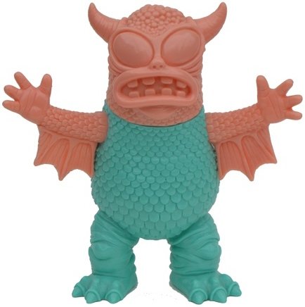 Greasebat - Cotton Candy Machine figure by Jeff Lamm, produced by Monster Worship. Front view.