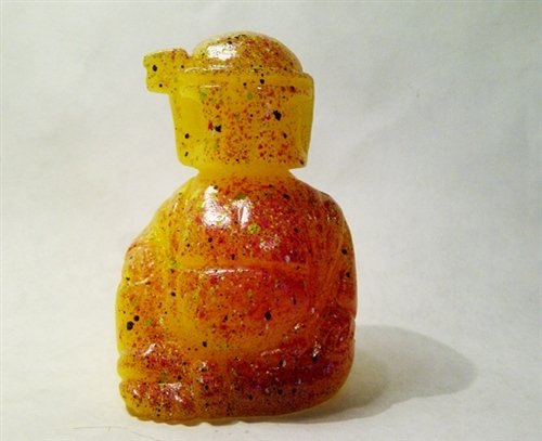 Buddha Fett - Peppered Mango figure by Scott Kinnebrew, produced by Forces Of Dorkness. Front view.