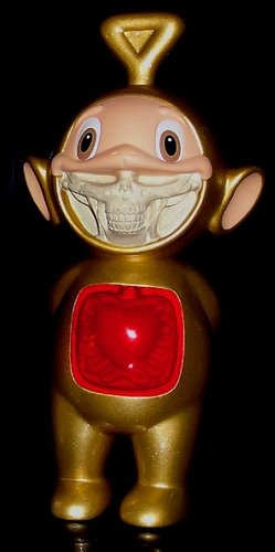 Telegrinny - Gold Edition figure by Ron English, produced by Made By Monsters. Front view.
