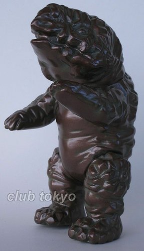Gorgos Bronze figure by Yuji Nishimura, produced by M1Go. Front view.