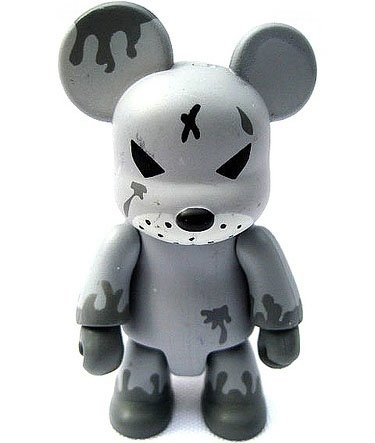 Redrum Qee figure by Frank Kozik, produced by Toy2R. Front view.